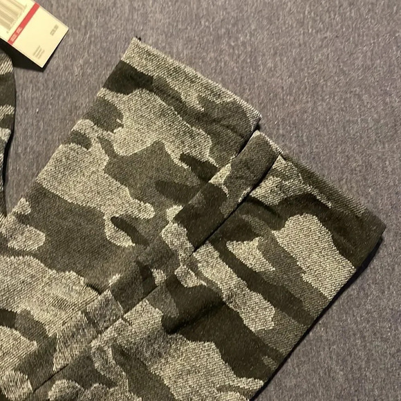 Zac & Rachel Black & gray/grey Camouflage Design  fleece leggings Medium - Picture 5 of 6
